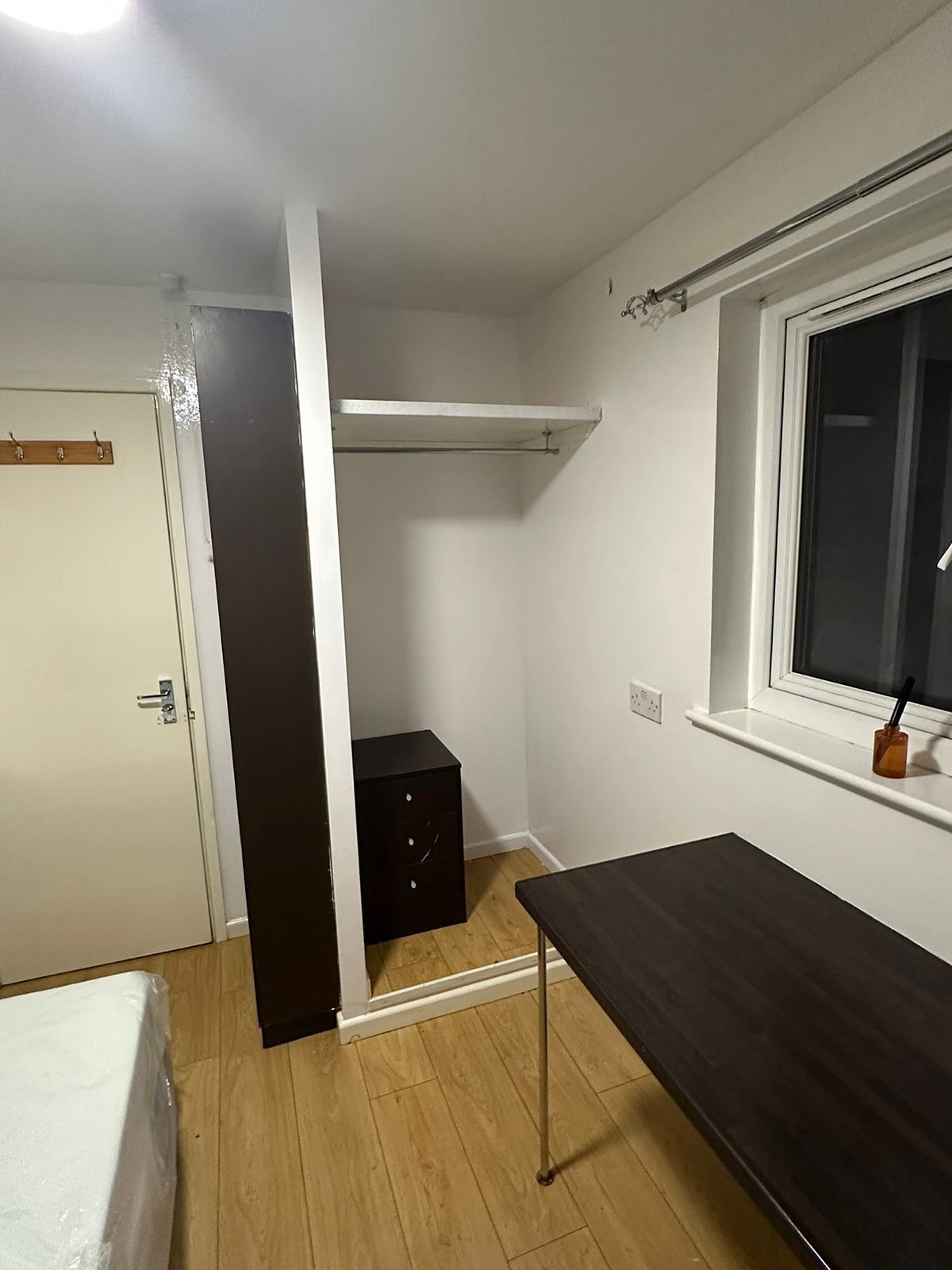 27 Loxton Drive Bath - bedroom 3